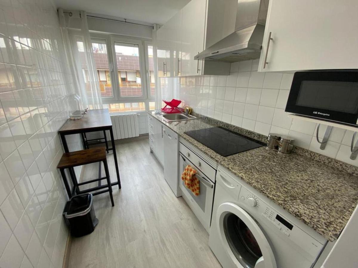Piso Con Preciosa Galeria Y Garaje Apartment Santander Bagian luar foto