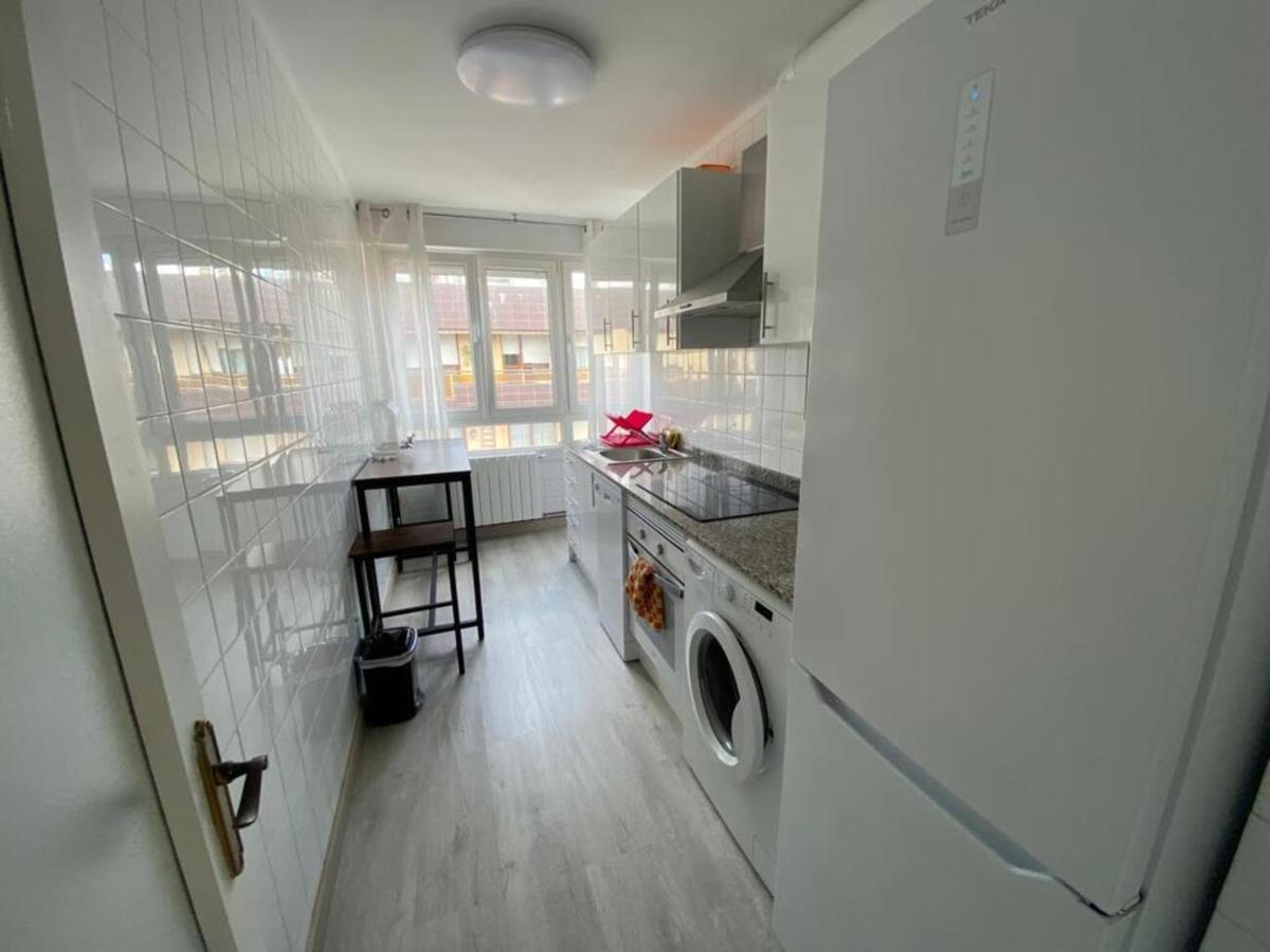 Piso Con Preciosa Galeria Y Garaje Apartment Santander Bagian luar foto
